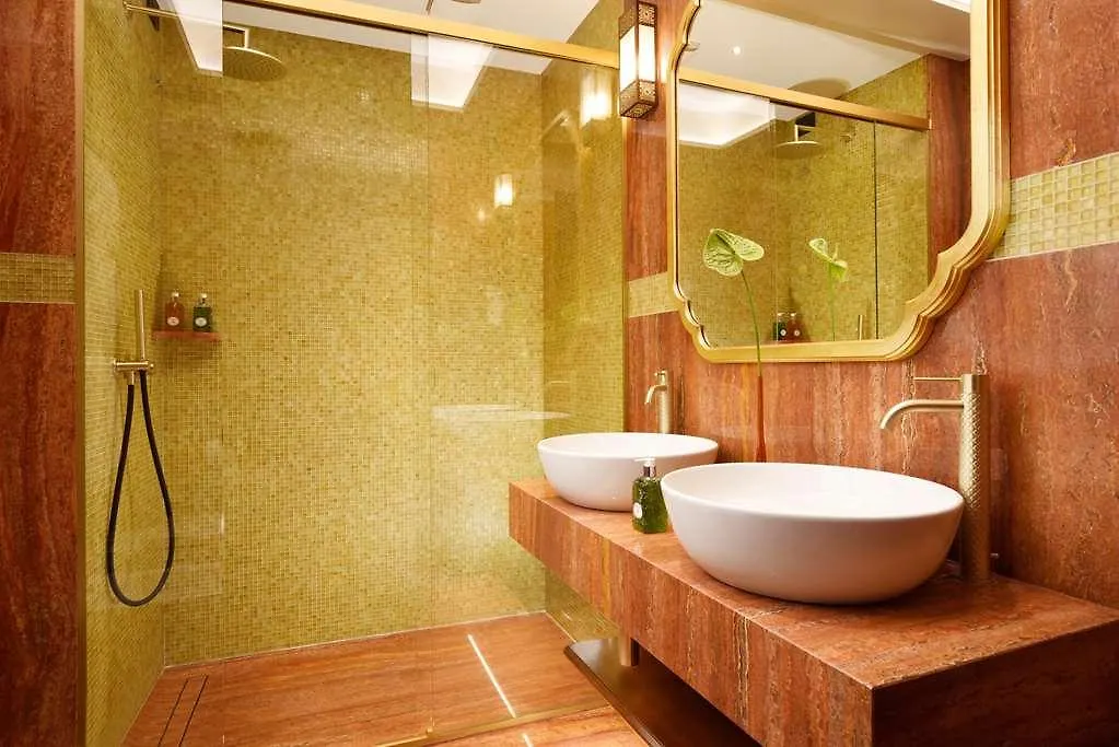 Hotel Theodora Empress Apartment Venice
