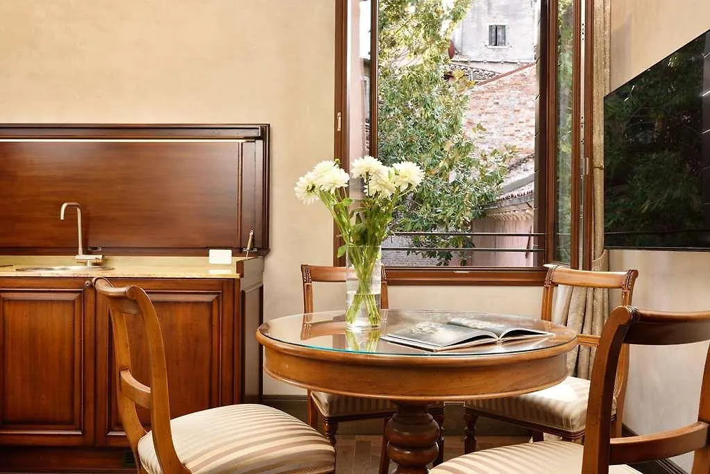 Theodora Empress Apartment Venice