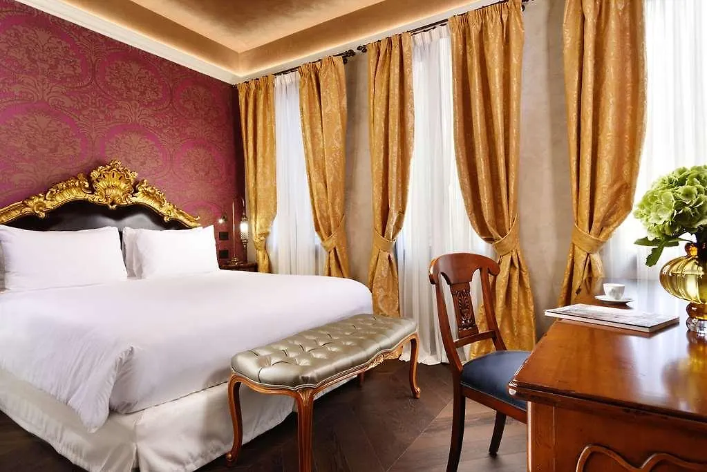 Hotel Theodora Empress Apartment Venice Italy