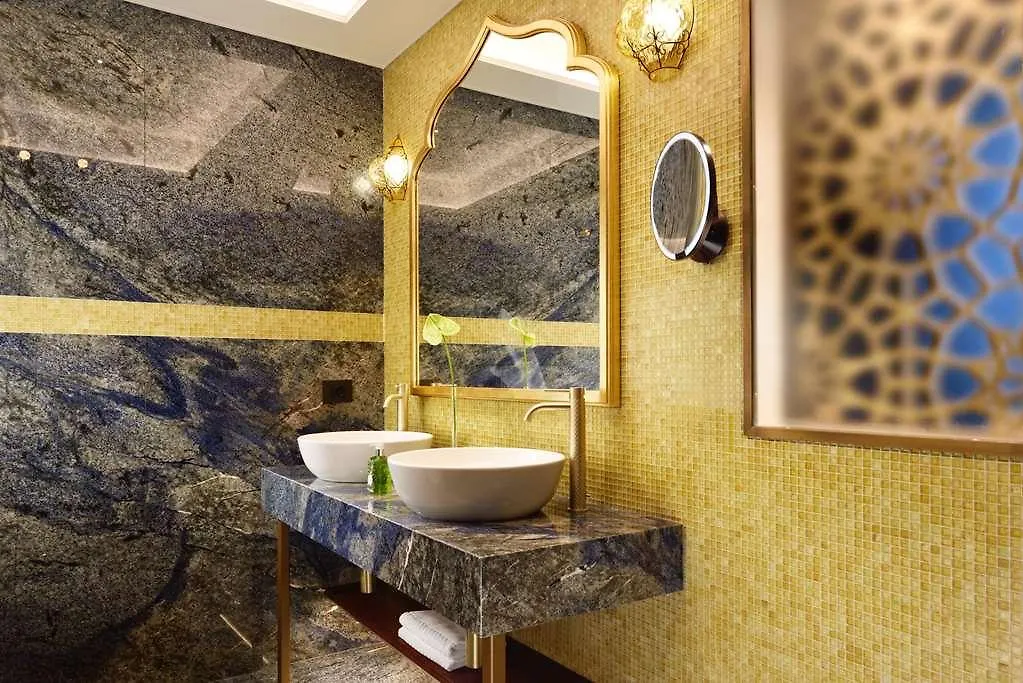 Hotel Theodora Empress Apartment Venice Italy